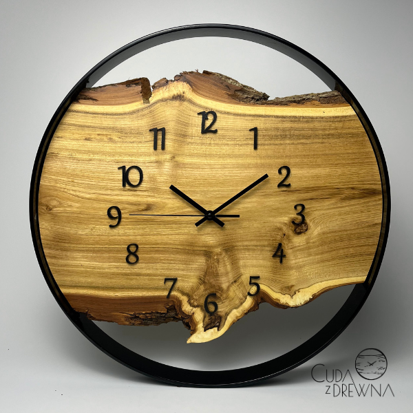 unikatowy-zegar-z-drewna-nowoczesny