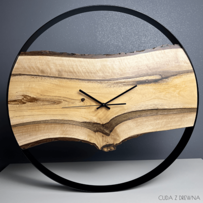 zegar-z-drewna-na-zamówienie