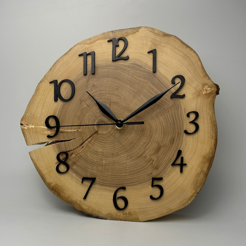 zegar-drewniany-wiąz