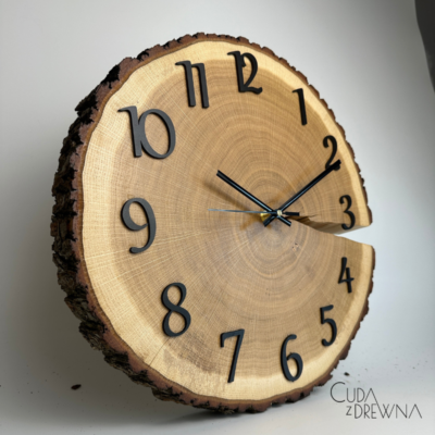 zegar-scienny-drewniany-okrągły